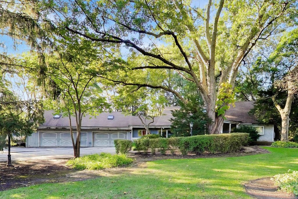5280 Old Plum Grove Road, Palatine, IL 60067 — exterior
