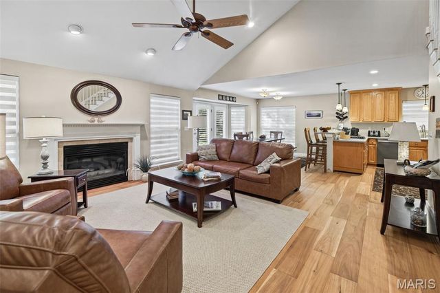 7511 Ingham Lane, Godfrey, IL 62035