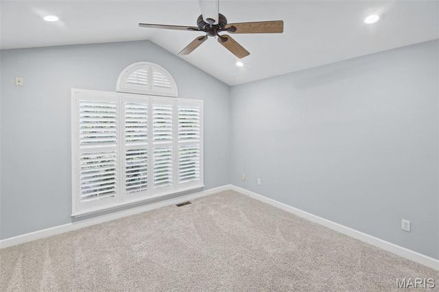 7511 Ingham Lane, Godfrey, IL 62035