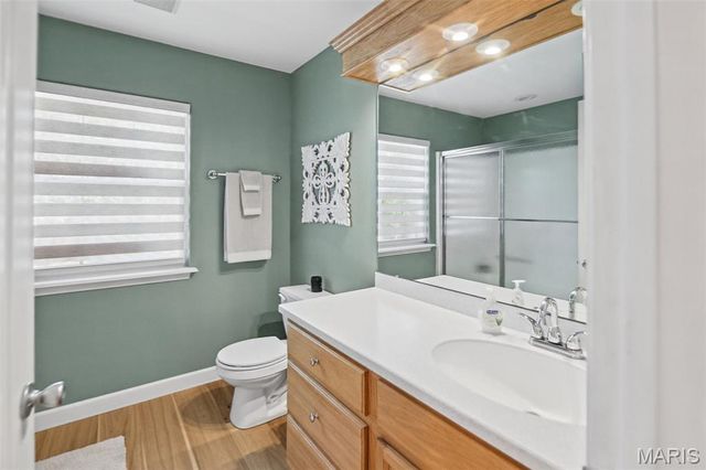 7511 Ingham Lane, Godfrey, IL 62035