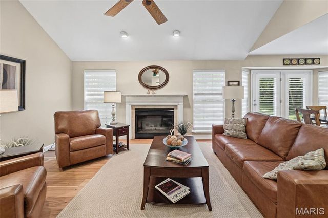 7511 Ingham Lane, Godfrey, IL 62035