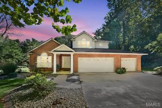 7511 Ingham Lane, Godfrey, IL 62035