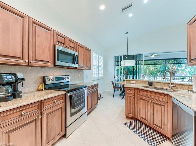 10452 Autumn Breeze DR 201, Estero, FL 34135