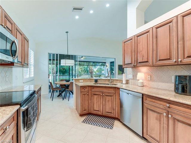 10452 Autumn Breeze DR 201, Estero, FL 34135