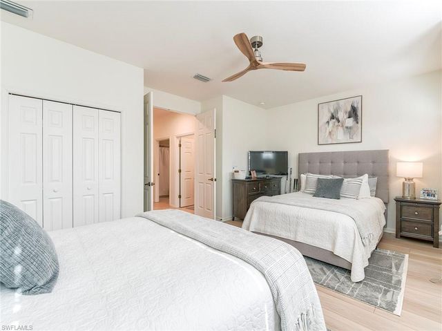 10452 Autumn Breeze DR 201, Estero, FL 34135