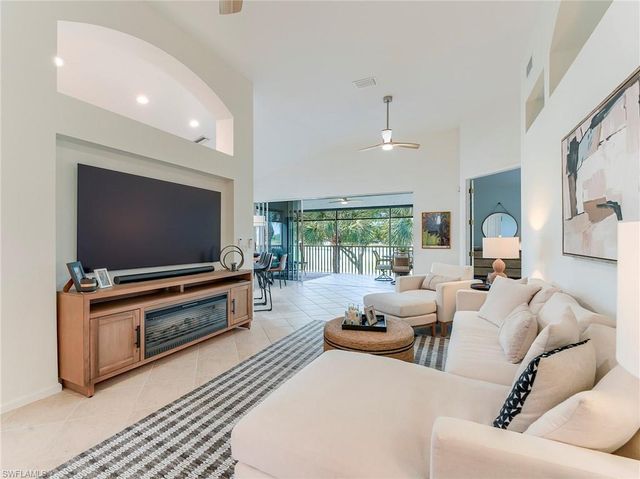 10452 Autumn Breeze DR 201, Estero, FL 34135