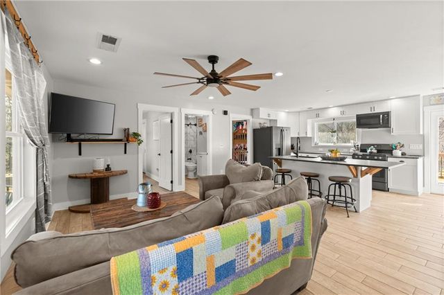 38 Hightower Road, Talking Rock, GA 30175