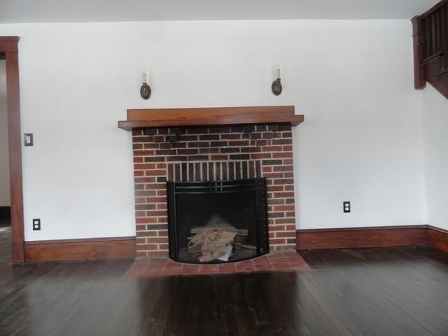 14 Rowe Hill Rd, Stoneham, MA 02180