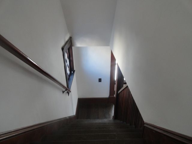 14 Rowe Hill Rd, Stoneham, MA 02180