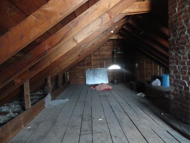 14 Rowe Hill Rd, Stoneham, MA 02180