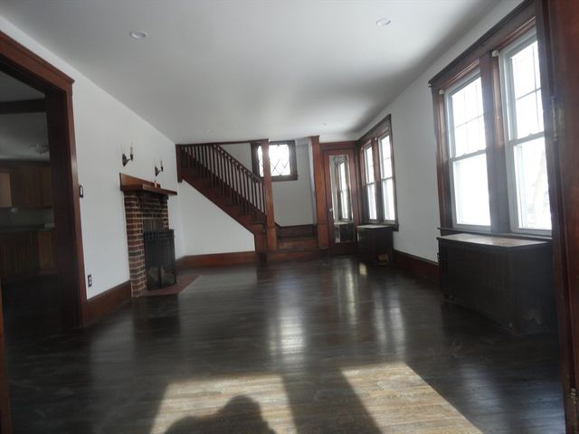 14 Rowe Hill Rd, Stoneham, MA 02180