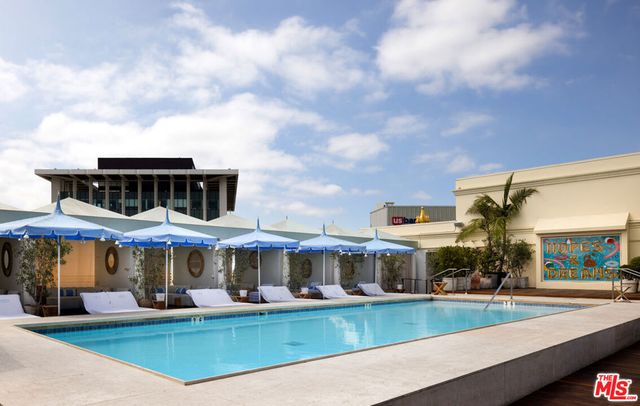 225 N Canon Drive 7D, Beverly Hills, CA 90210