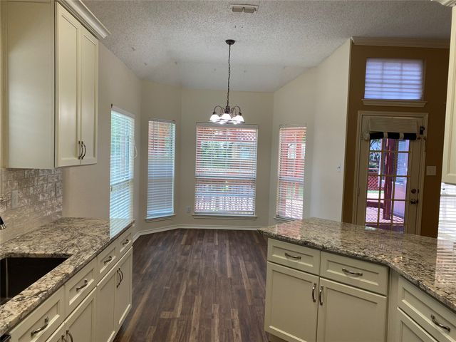 2212 Heatherton Place, Plano, TX 75023