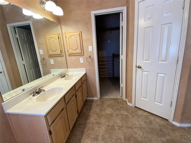 2212 Heatherton Place, Plano, TX 75023