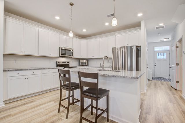 499 Trotters Lane, Moncks Corner, SC 29461