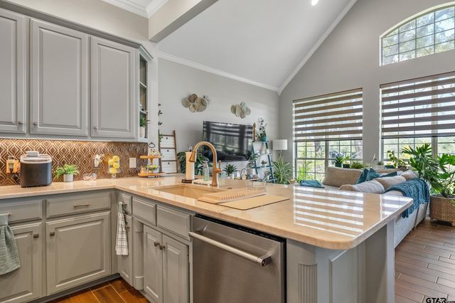 14451 Starlight Cir, Arp, TX 75750