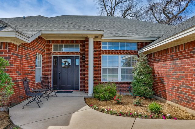 1107 Nortman Drive, Lindsay, TX 76250