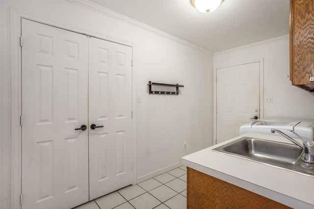 1107 Nortman Drive, Lindsay, TX 76250