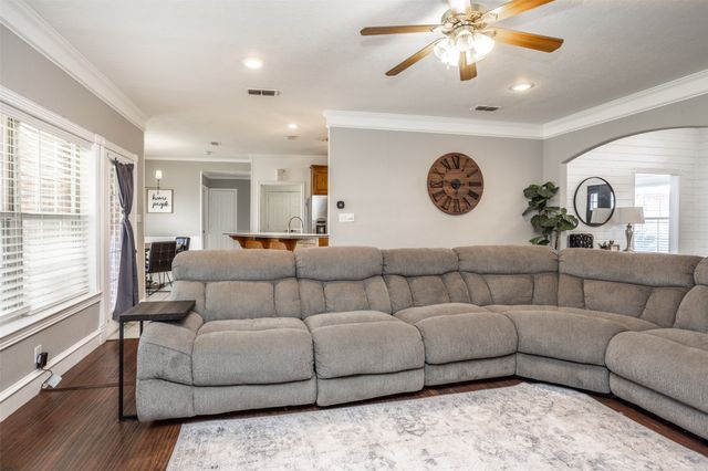 1107 Nortman Drive, Lindsay, TX 76250