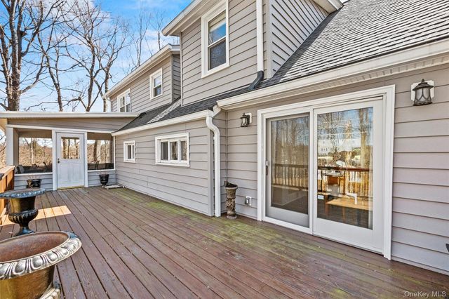 76 Smith Hill Road, Monsey, NY 10952