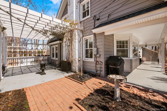 76 Smith Hill Road, Monsey, NY 10952