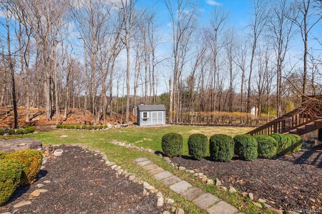 76 Smith Hill Road, Monsey, NY 10952
