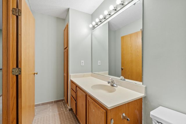 14210 Xenon Street NW 4NW, Ramsey, MN 55303