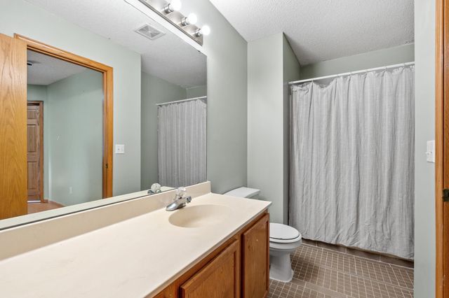 14210 Xenon Street NW 4NW, Ramsey, MN 55303