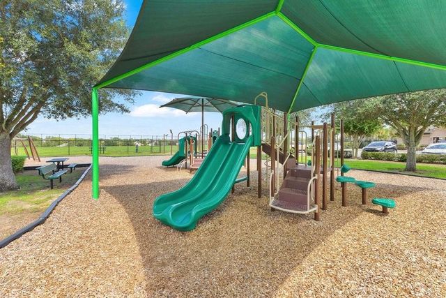 914 FALLON HILLS DRIVE, Haines City, FL 33844