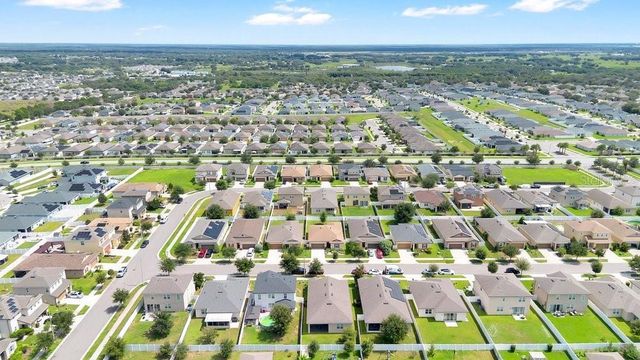 914 FALLON HILLS DRIVE, Haines City, FL 33844