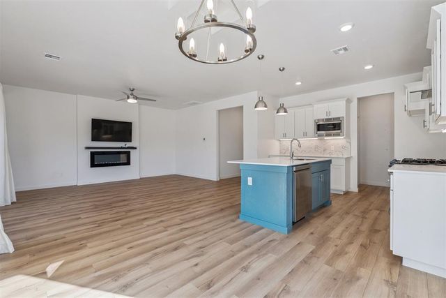 18213 Chisholm Creek Farm Lane, Edmond, OK 73012