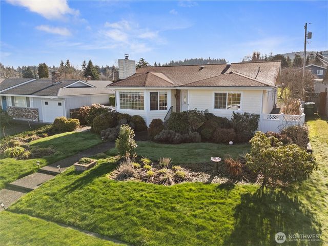 1205 35th Street, Anacortes, WA 98221