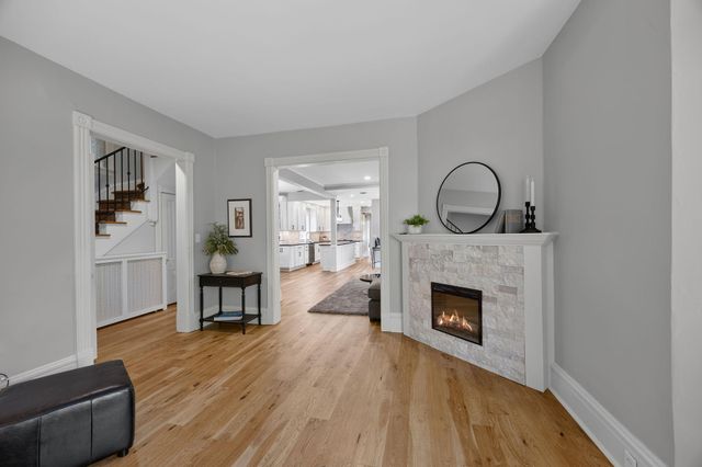695 Fairmount Avenue, Saint Paul, MN 55105