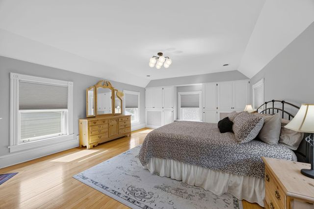 695 Fairmount Avenue, Saint Paul, MN 55105