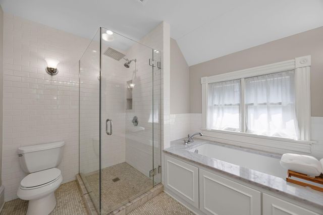 695 Fairmount Avenue, Saint Paul, MN 55105