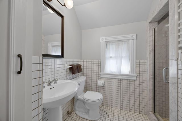 695 Fairmount Avenue, Saint Paul, MN 55105