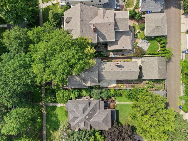 695 Fairmount Avenue, Saint Paul, MN 55105