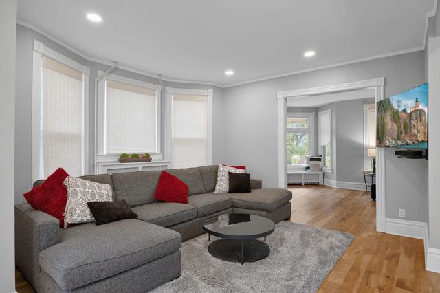 695 Fairmount Avenue, Saint Paul, MN 55105