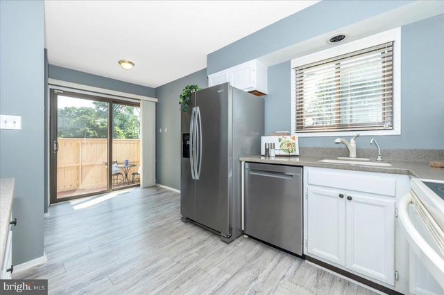 9302 GRAZING TER, Gaithersburg, MD 20886