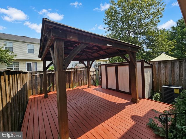 14829 HANCOCK CT, Centreville, VA 20120