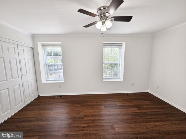 14829 HANCOCK CT, Centreville, VA 20120