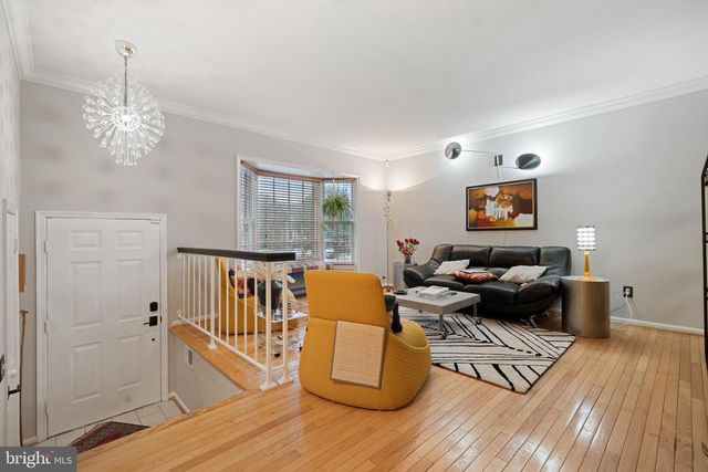 257 DAVIS AVENUE, Leesburg, VA 20175