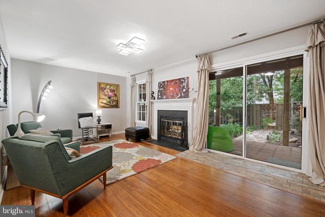 257 DAVIS AVENUE, Leesburg, VA 20175