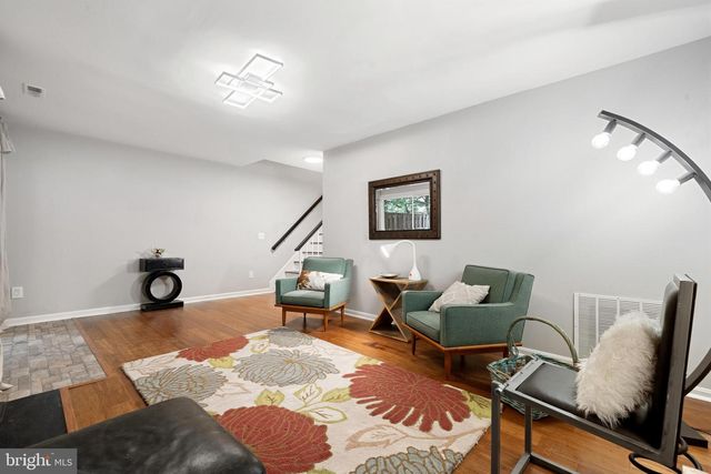 257 DAVIS AVENUE, Leesburg, VA 20175