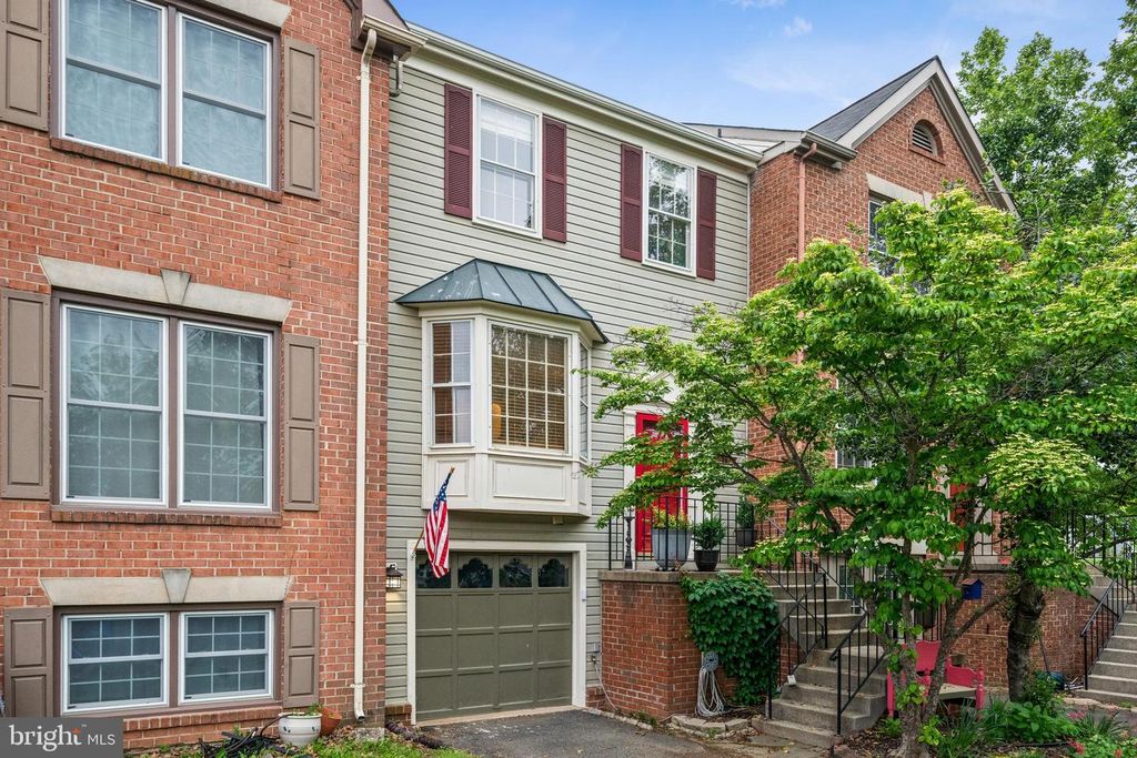 257 DAVIS AVENUE, Leesburg, VA 20175