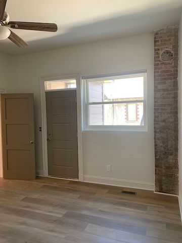 326 W Main St Apt 1, Lebanon, TN 37087