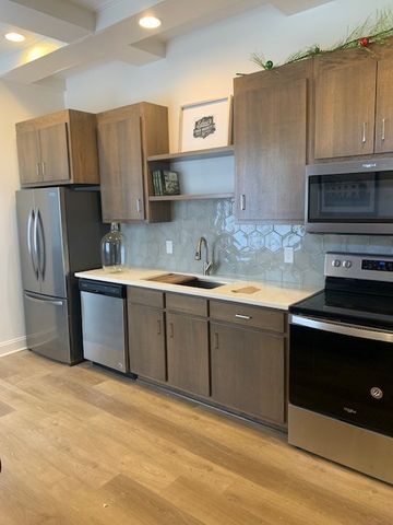 326 W Main St Apt 1, Lebanon, TN 37087
