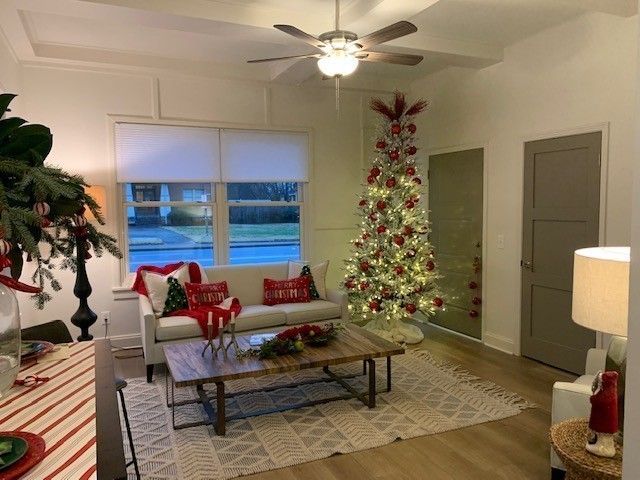 326 W Main St Apt 1, Lebanon, TN 37087