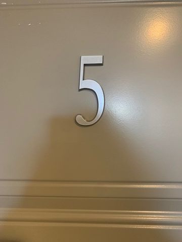 326 W Main St Apt 1, Lebanon, TN 37087
