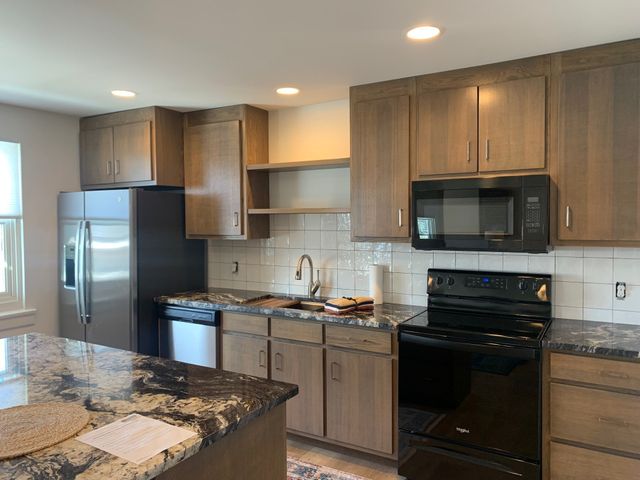 326 W Main St Apt 1, Lebanon, TN 37087